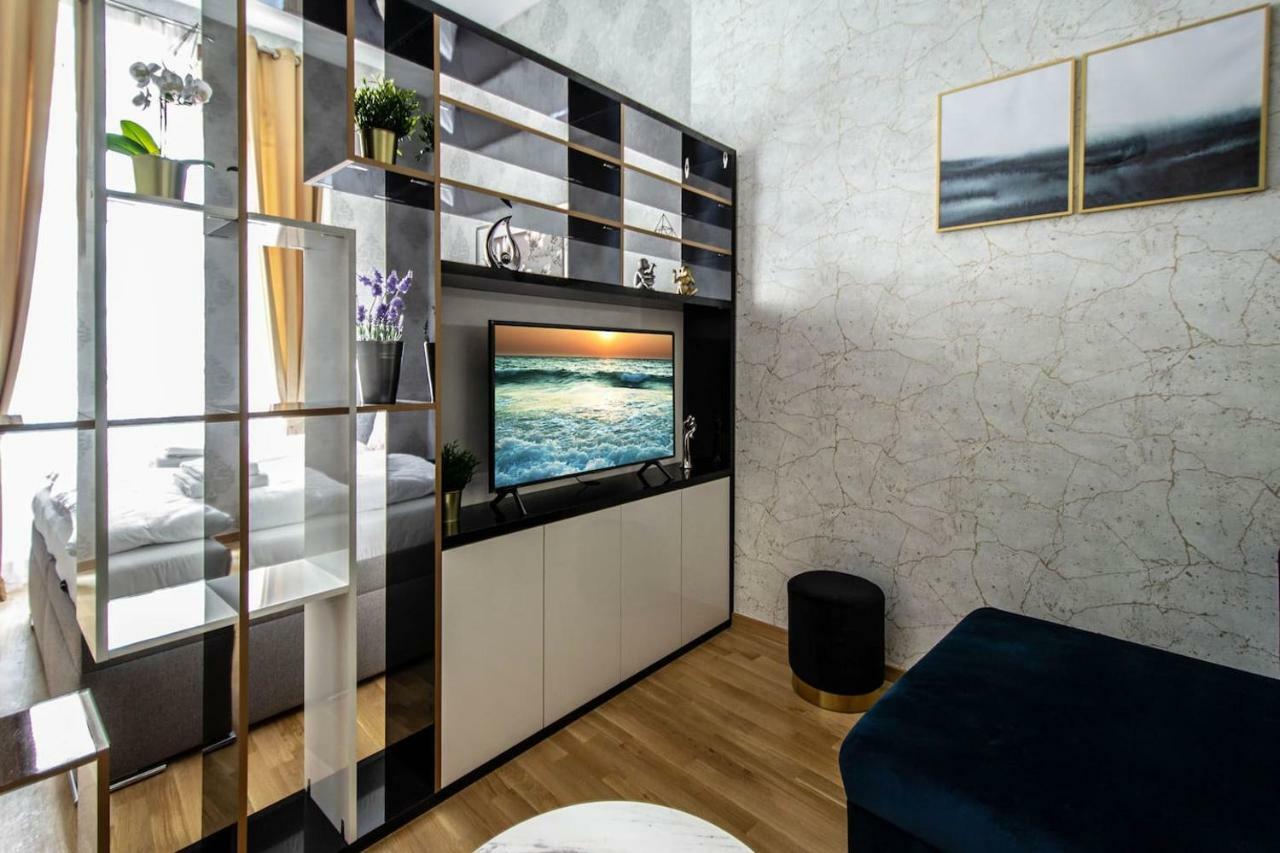 Design 3Bdr Apartment In Residence, Free Parking براغ المظهر الخارجي الصورة