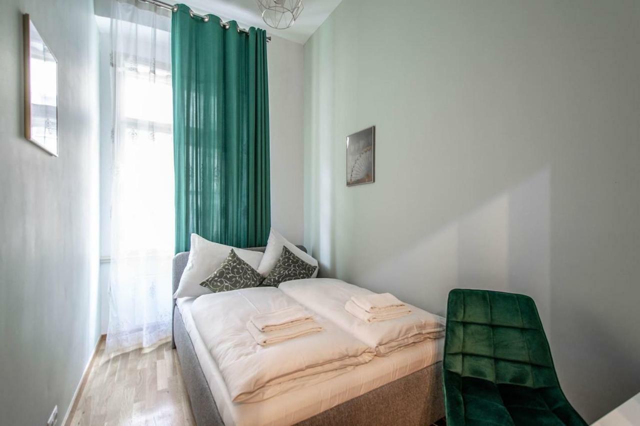 Design 3Bdr Apartment In Residence, Free Parking براغ المظهر الخارجي الصورة