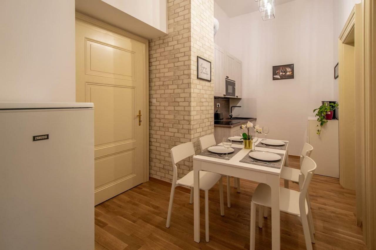 Design 3Bdr Apartment In Residence, Free Parking براغ المظهر الخارجي الصورة