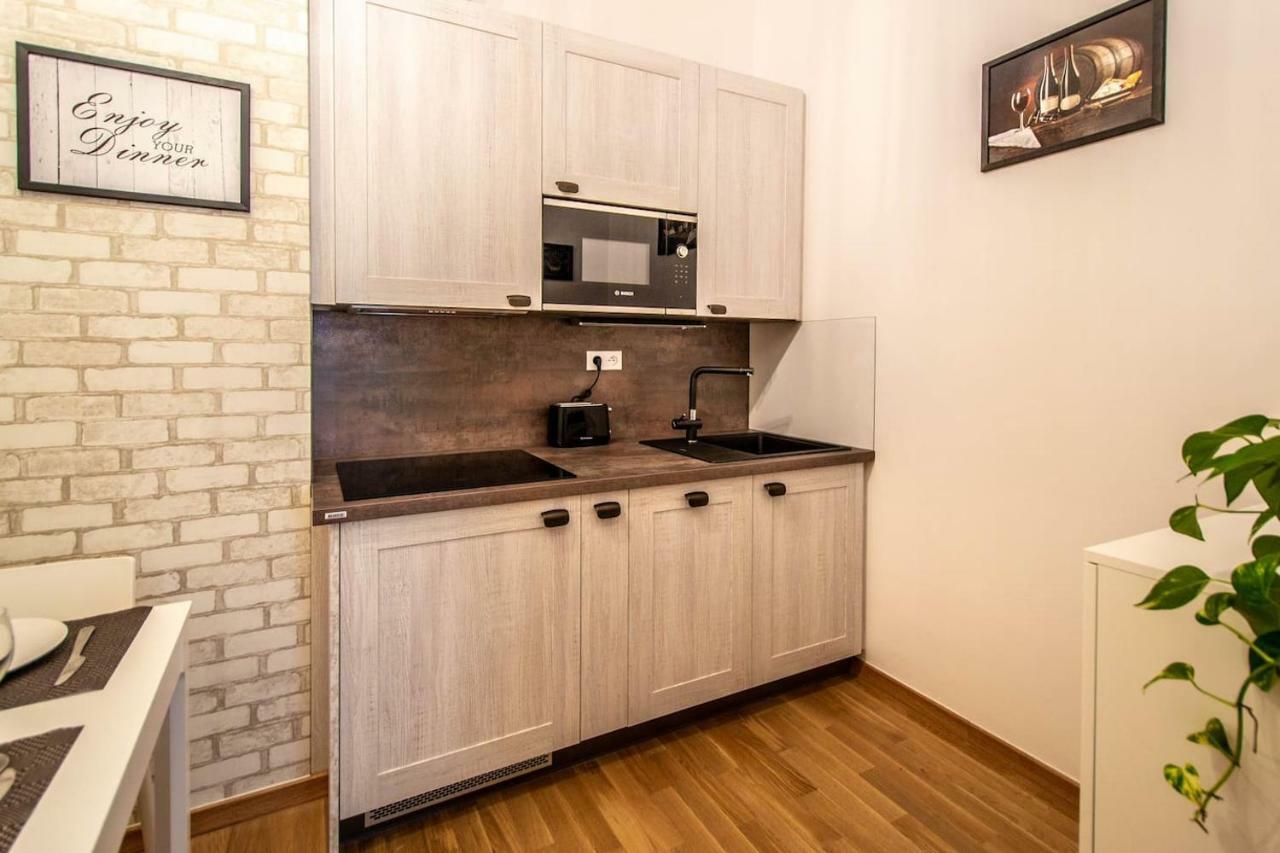 Design 3Bdr Apartment In Residence, Free Parking براغ المظهر الخارجي الصورة